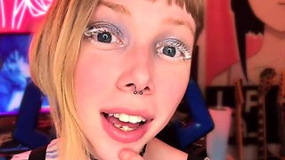 Hot Webcam Babe Loves Dildo Anal Masturbation