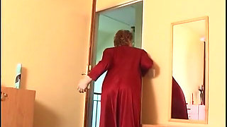 Spex mature wearing stockings banged by young big dick