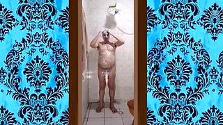 O Meu Banho Gostoso Com o Pau Duro 012
