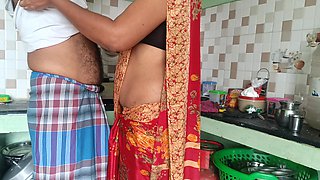 House Wife Suck Neighbour in Kitchen When Husband Not There in Home