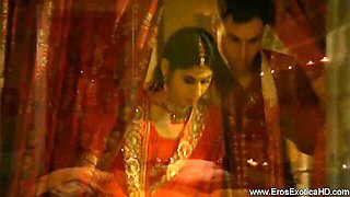 Stunner milady at mother video