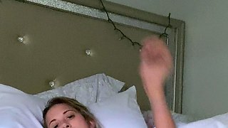 Amateur Webcam Teen Masturbates And Teases