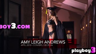 Busty Tits blond hair babe and mom enjoys posing