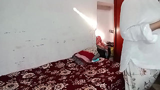hot aunty seduce  servant when she is alone