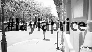 After Workout Pussy Eating: Stud Fucks Blonde in The Ass