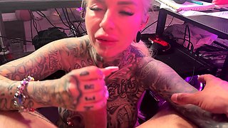 Amateur milf outdoors blowjob and fucking