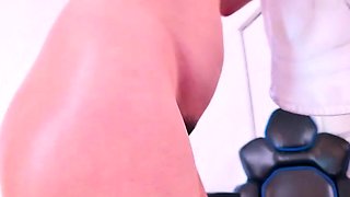 amateur bantikgirl flashing ass on live webcam