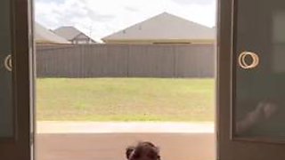 Stretch with Simone Steele