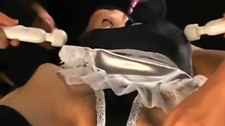 I wonder how her clit feeling under that maid's pantties