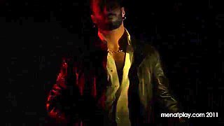 Red - MENatPLAY