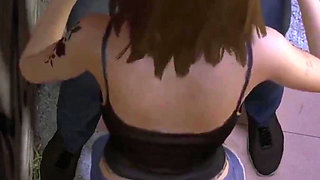 Milf gives blowjob in a back alley