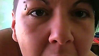 Wake up morning blowjob with cum in mouth