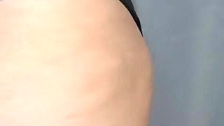Big Ass Stepmom Shaking Her Huge Ass, Bounce Butts
