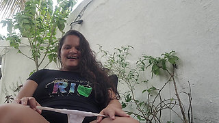 She Likes Black Cock