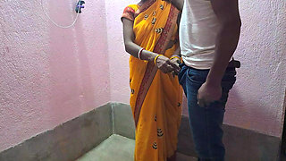 Indian Village Girlfriend Fuckng on Badroom in Ex Boyfriend