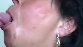 Old and young pussy fucking young dick sucking in the bathroom