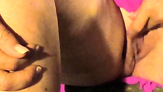 Extreme Pussy Flash in Paris: Teacher Gives Herself Fingering on the Street at Night - Public Orgasm!