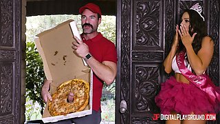 Sex orgy with amazing MILF Abigail Mac