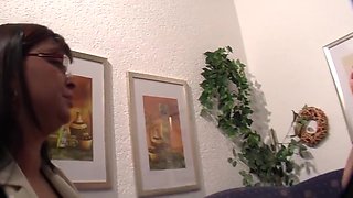 Sexy Busty Bbw Is A Good Couple Sex Therapist - 1