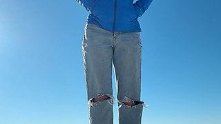 Walking on the Beach Calls for a Quick Orgasm!