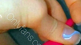 Amateur close up ass toying