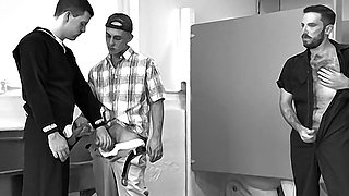 Gang Fun In The Rest Room - Leo Donato, Billy Ramos, Josh Stone, Franco Scott