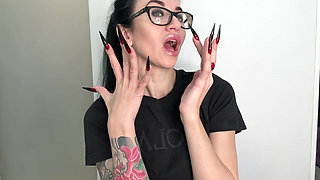 Finger Snapping and Sucking, Hot Black Color Long Nails, Sharp Claws