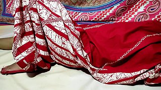 Sexy Came Back From a Late Night Party and Was Tired so I Gave Her a Little Massage Desi Sex Video