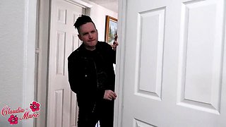 Horny mom with huge fake boobs mind-blowing sex movie