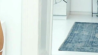Hungarian Cougar MILF GILF Arwen Interracial Cum in Mouth Blowjob