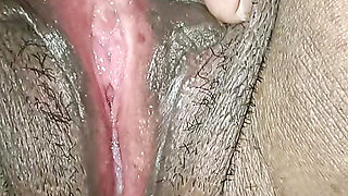 I put my finger in her pussy and squirted it out. I had a great time.