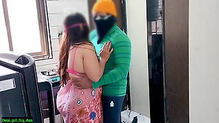 Husband Eating Chubby Wife's Pussy in the Kitchen