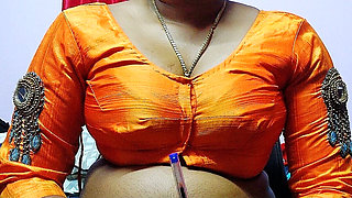 Big Boobs Indian Aunty Sex with Hotel Boy