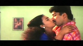 Aunty &amp uncle best romantic scene00