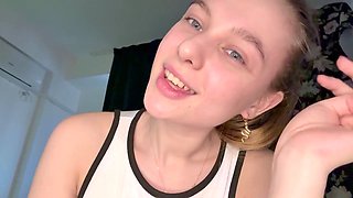 Close-up of Juicelussie's huge natural tits in action