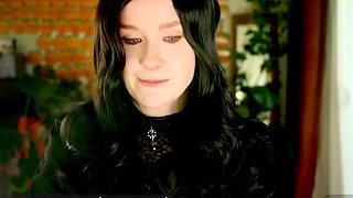 Amateur Webcam Babes Going Solo