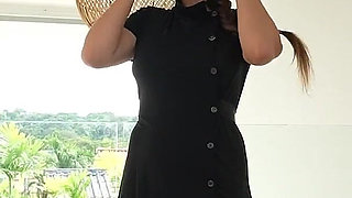 The Client Couldn't Withstand and Fucked the Slutty Masseuse in the Massage Parlor!