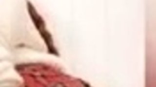 Brunette Amateur Self Fisting