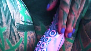 I Masturbate Outside My Anal Hole with Dildo Until I Need to Pee