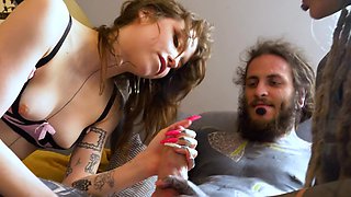 Eden Ivy, Anuskatzz, Nikolaz Zpageti - spread your legs for a huge toy