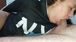 CLOSE UP SMEARED OF THE BEST BLOWJOB IN THE WORLD, SHE LOVES TO SUCK LIKE THIS