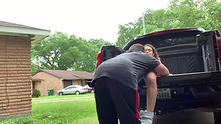 Brunette girl gets her pussy eaten in the trunk
