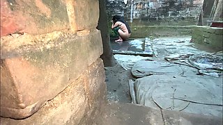 Beautiful Bangladeshi Bhabhi Chudlam in the Rain