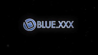 Sarina And Robin - goth clip