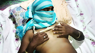 Female singles sex video Naukri ki bhabhi Ghode