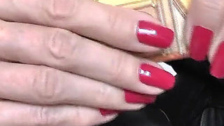 Classic Red Fingernails, Lady Victoria Valente