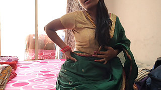 Sexy Indian Aunty Sex with Hot Indian Saree Remove
