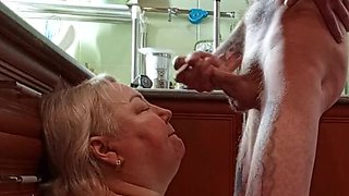 Hot MILF Deep Throat Blowjob - Cum on Face & Swallow in Mouth
