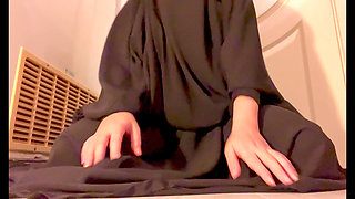 Arabischer Niqab - Hijabi Girl - Big Boobs