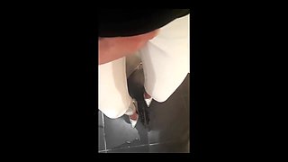 Desperate Pee in White Jeans and Highheels and Rubbing My Wet Clit